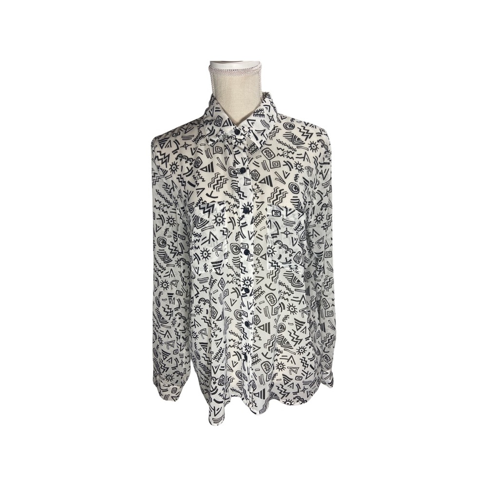 Forever 21 Chiffon button up blouse with geometric pattern